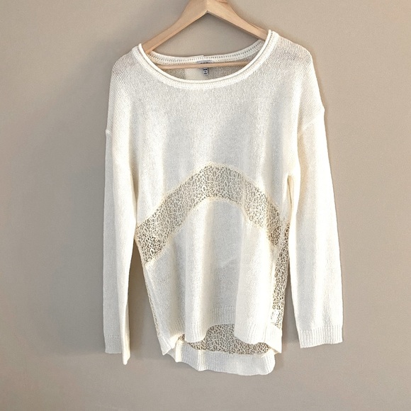 New Lace Detail Pullover Knit Sweater - Picture 5 of 9